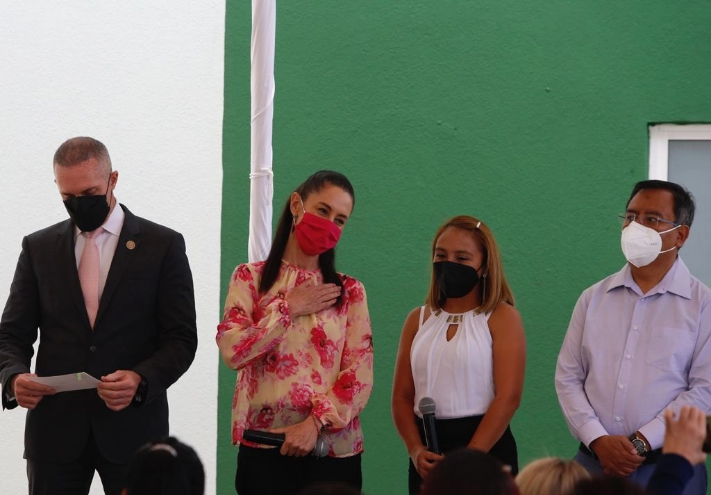 La jefa del Gobierno de la Ciudad de México, Claudia Sheinbaum, durante la entrega de viviendas en la colonia Agua Bendita en la alcaldía Cuajimalpa, el 23 de julio de 2021. Foto Guillermo Sologuren