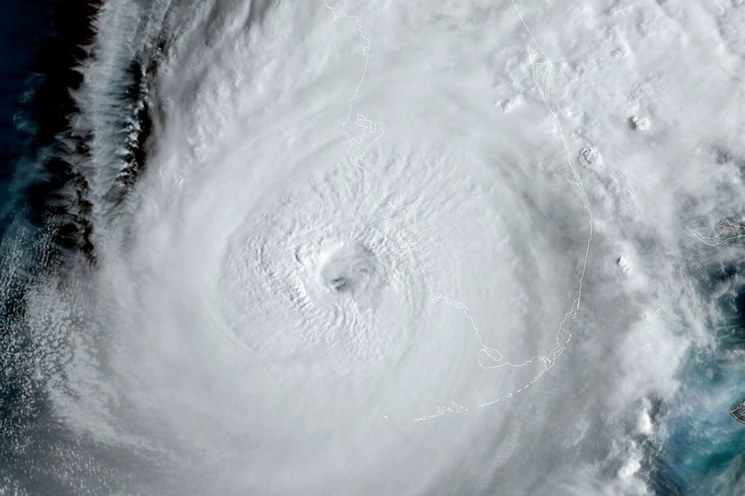 Vista satelital del huracán ‘Ian’ en su avance hacia Florida, el 28 de septiembre de 2022. Foto Administración Nacional Oceánica y Atmosférica vía Afp