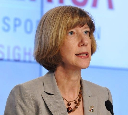 Kathy Lueders fue nombrada directora de vuelos tripulados de la NASA, uno de los cargos más importantes de la agencia espacial cuando Estados Unidos desarrolla planes para regresar a la Luna en 2024. Foto AFP