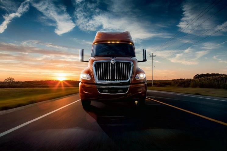 Navistar no puede predecir si se producirán más interrupciones debido a los cambios en torno a la contingencia que sigue evolucionando. Foto. Navistar.