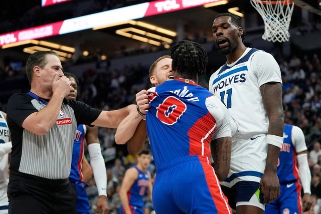 Cinco jugadores y dos entrenadores fueron expulsados luego de la trifulca que se desató en el duelo entre Minnesota y Detroit en la NBA. Foto 
