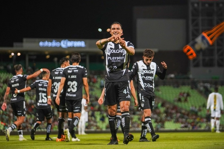 Necaxa consiguió su primer triunfo en el torneo Apertura 2023 tras golear 5-2 a Santos Laguna. Foto tomada de X @ClubNecaxa