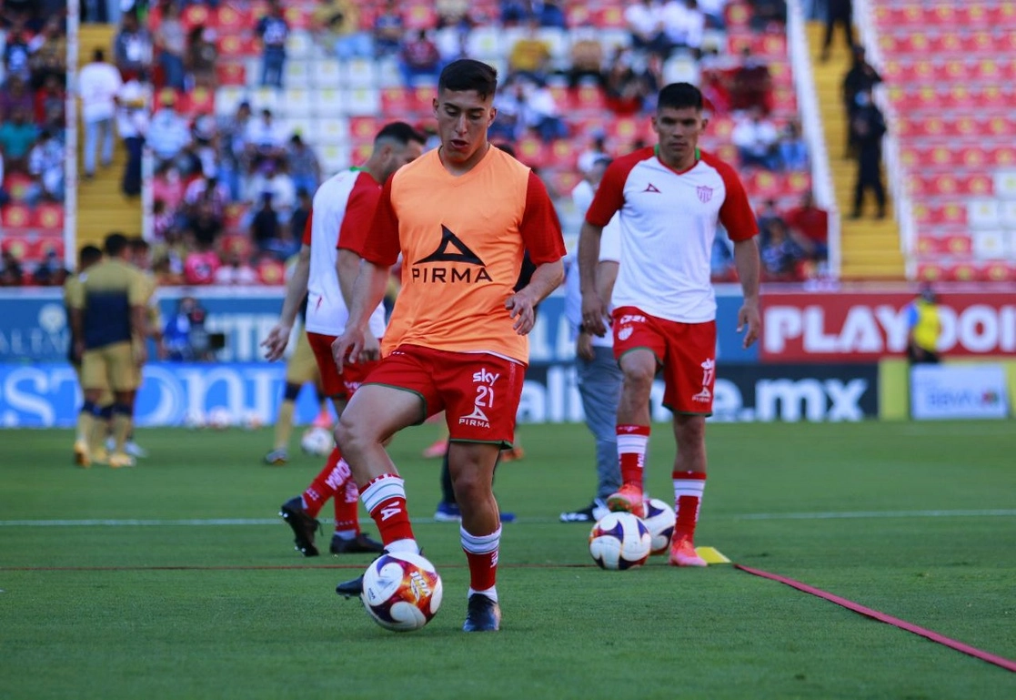 Jugadores del Necaxa previo al duelo contra Pumas el pasado 09 de abril de 2021. Foto tomada de la cuenta de Twitter @ClubNecaxa
