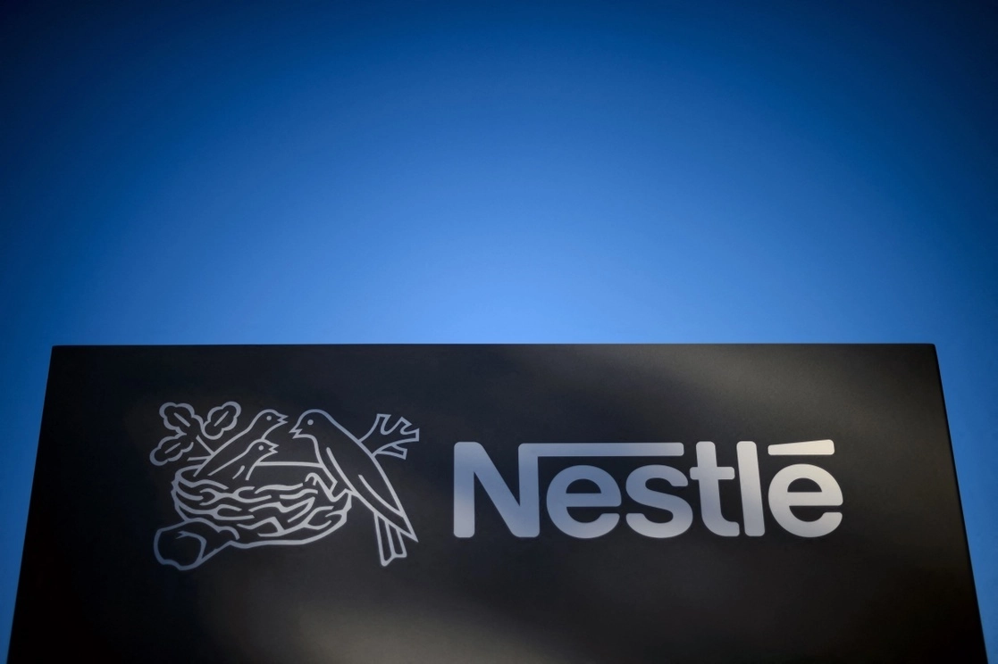 El grupo de alimentos Nestlé dijo que cerró temporalmente sus fábricas, almacenes y cadena de suministro en Ucrania tras la invasión rusa. Foto Afp / Archivo