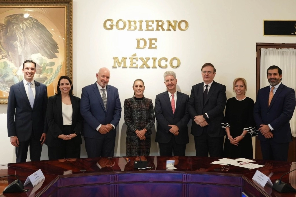 La presidenta de México, Claudia Sheinbaum, se reunió con empresarios de Nestlé, quienes anunciaron una nueva inversión de mil millones de dólares, el 28 de enero de 2025. Foto Cuartoscuro