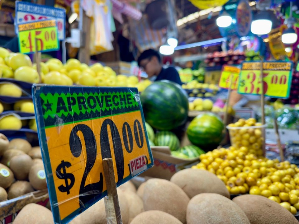 Venta de frutas y verduras en el mercado de Jamaica, el 10 de abril de 2025. Foto 