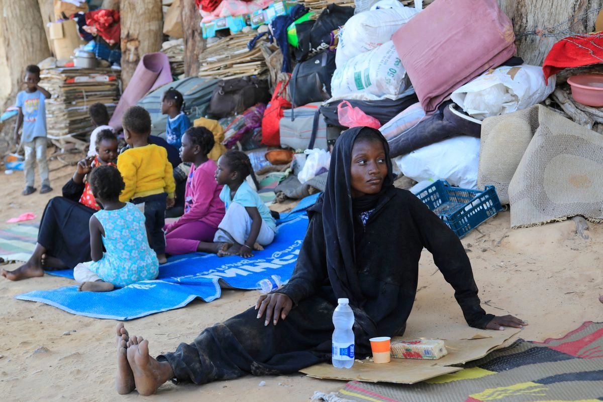 Refugiados sudaneses en Trípoli, Libia; desde abril de 2023, Sudán está sumido en una guerra entre el ejército, liderado por el general Abdel Fatah al Burhan y los paramilitares de las Fuerzas de Apoyo Rápido (FAR), dirigidos por Mohamed Daglo. Foto 

