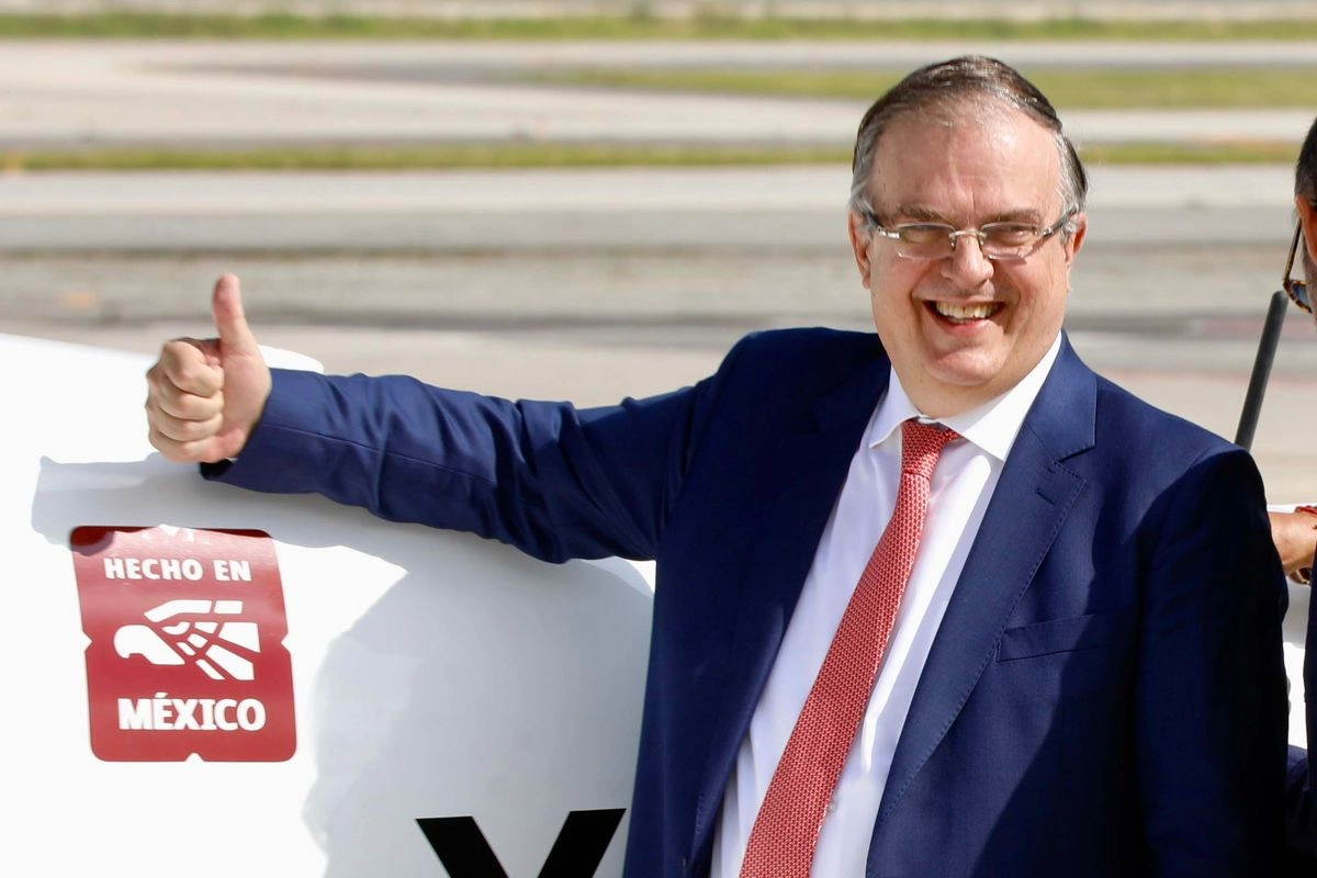 El secretario de Economia, Marcelo Ebrard Casaubón, durante la entrega de certificación a la empresa Horizontec, el 10 de septiembre de 2025. Foto
