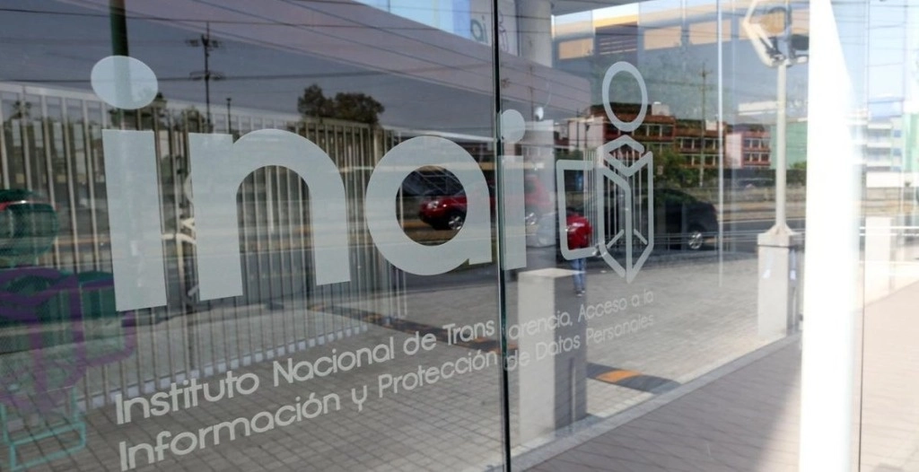 Señaló que en la Plataforma Nacional de Transparencia (PNT) se puede consultar lo que generan y resguardan las instituciones públicas. Foto @INAImexico 