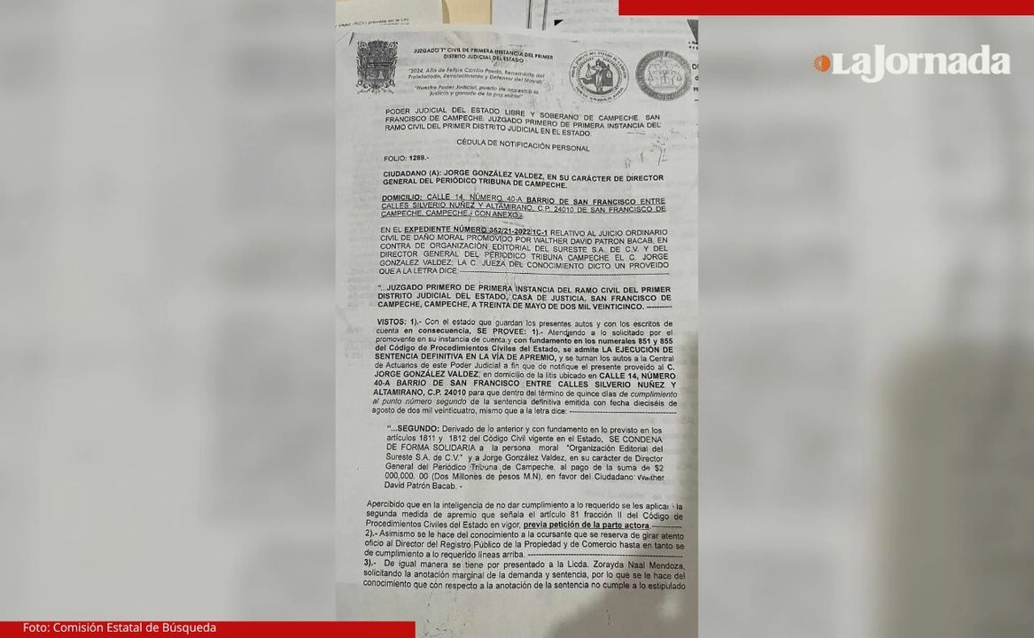 La defensa del periodista González Valdez mostró este miércoles copias de las notificaciones judiciales que fueron pegadas a las puertas de su vivienda, en que se le otorga un plazo de 15 días para saldar los dos millones de pesos a que fue sentenciado por incurrir en daño moral.