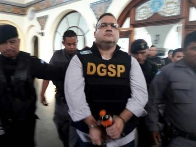 El ex gobernador de Veracruz Javier Duarte fue extraditado por Guatemala en julio de 2017. Foto Xinhua / Archivo