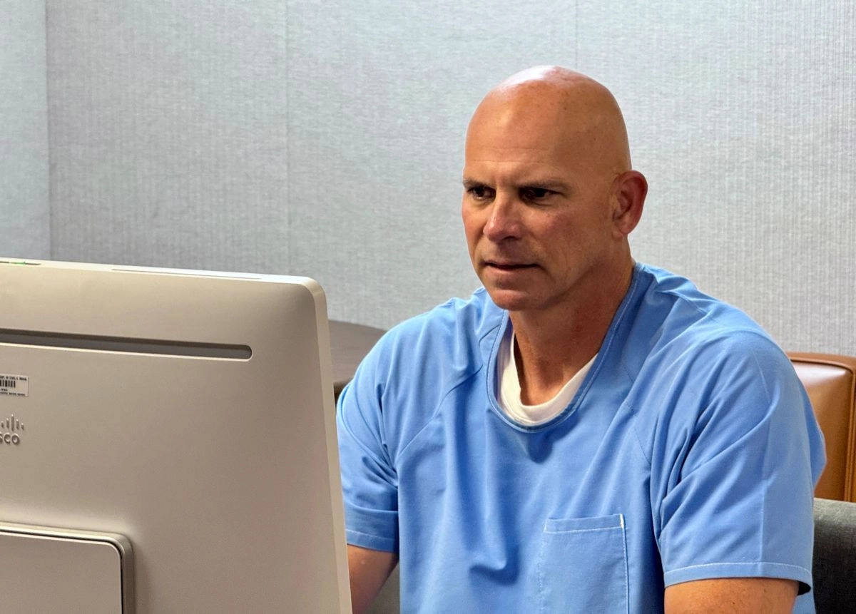 Lyle Menendez recibió  la misma recomendación que su hermano Erik cuando se le negó la libertad condicional después de haber pasado décadas en prisión por el asesinato de sus padres en 1989. Foto