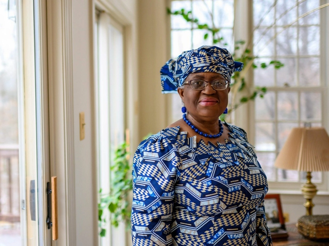 La nigeriana Ngozi Okonjo-Iweala se convirtió en la primera mujer y la primera africana al frente de la OMC, el 15 de febrero de 2021. Foto Afp 