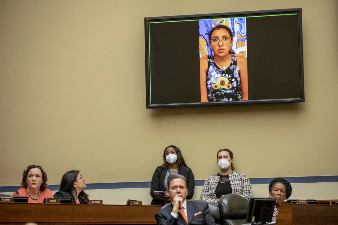 Miah Cerrillo, alumna de cuarto grado de la Escuela Primaria Robb en Uvalde, Texas, relató hoy con detalle cuando 19 de sus compañeros y dos maestras fueron baleados el 24 de mayo por un joven de 18 años. Foto Ap 