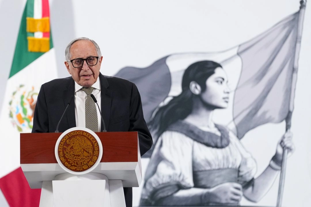 El secretario de Salud, David Kershenobich, durante la conferencia matutina en Palacio Nacional, en la Ciudad de México, el 29 de mayo de 2025. Foto 