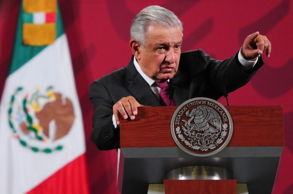 El presidente Andrés Manuel López Obrador en la conferencia matutina del 17 de noviembre de 2016. Foto Cuartoscuro