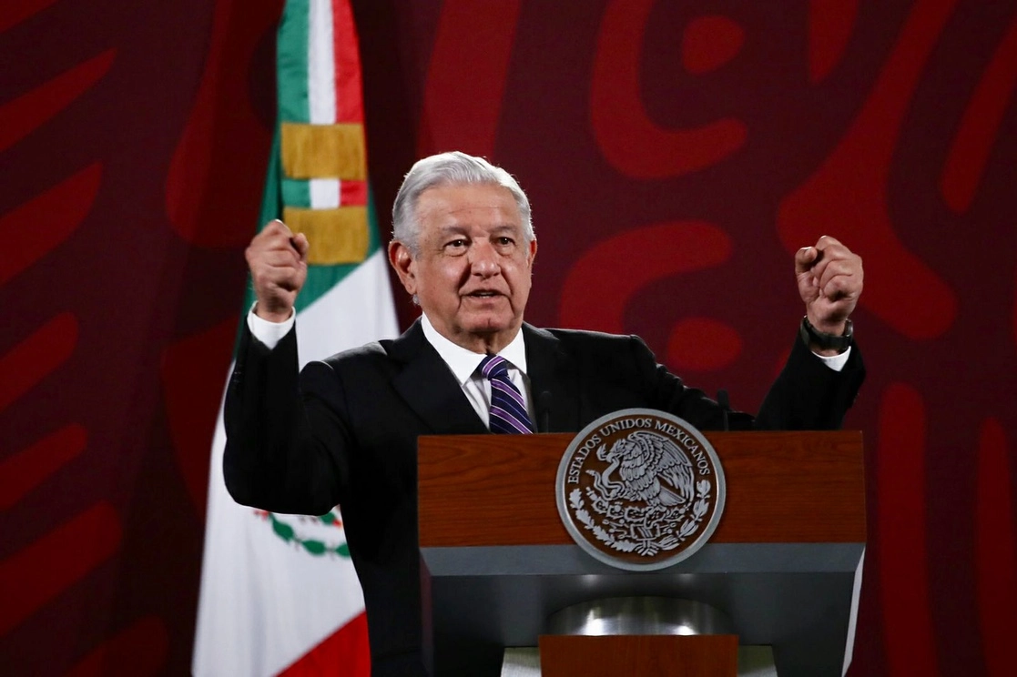 El presidente Andrés Manuel López Obrador durante su conferencia matutina en Palacio Nacional, en la Ciudad de México, el 11 de abril de 2022. Foto Luis Castillo