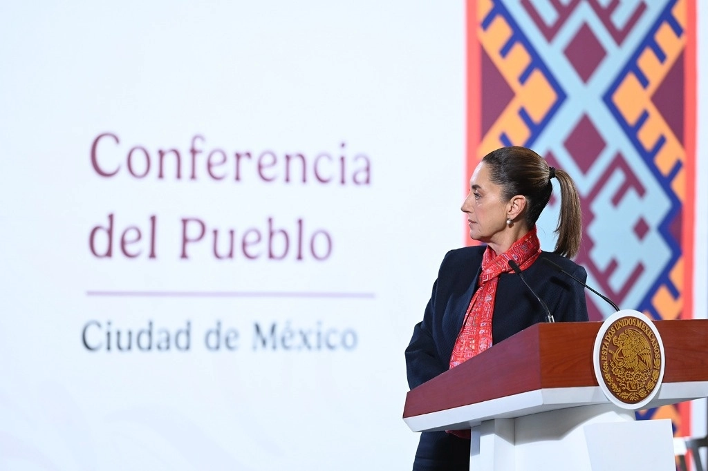 La presidenta Claudia Sheinbaum durante su conferencia matutina desde Palacio Nacional, el 10 de febrero de 2025. Foto cortesía Presidencia

