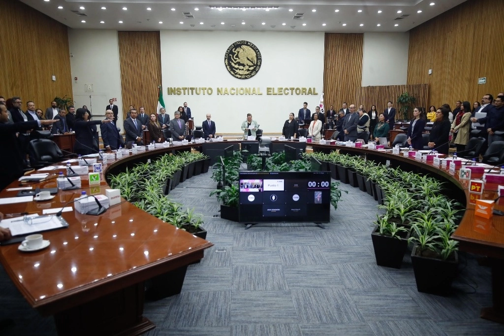 Sesión ordinaria del Consejo General del INE en la Ciudad de México, el 26 de septiembre de 2024. Foto Cristina Rodríguez