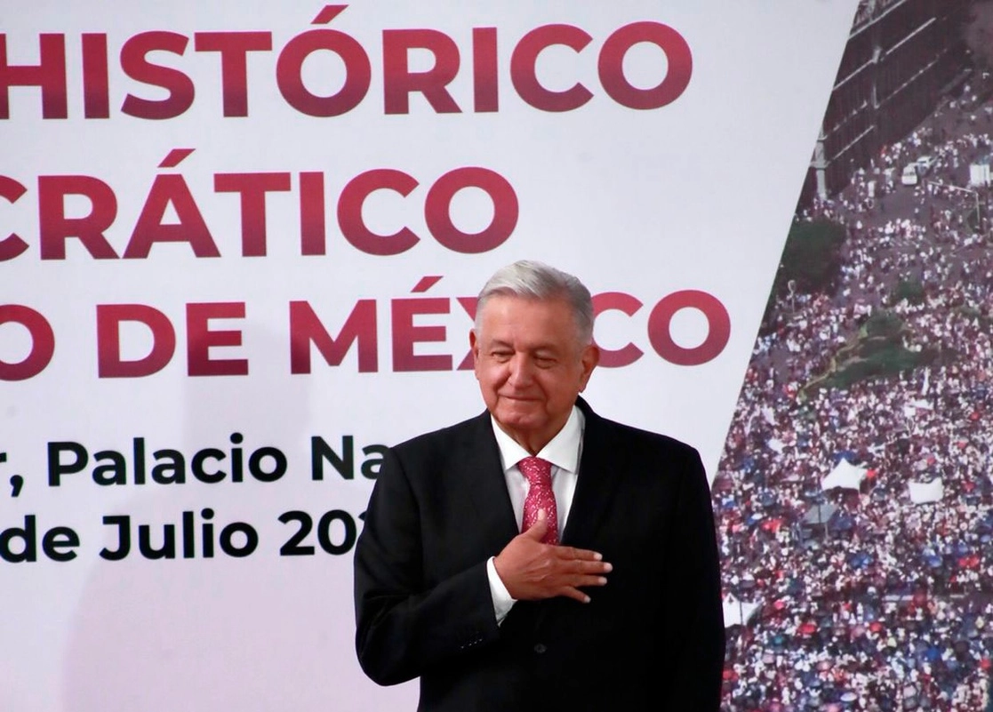 El presidente Andrés Manuel López Obrador durante el "Informe del 3er Año del Triunfo Histórico Democrático del Pueblo de México" en Palacio Nacional, el 1 de julio de 2021. Foto Luis Castillo