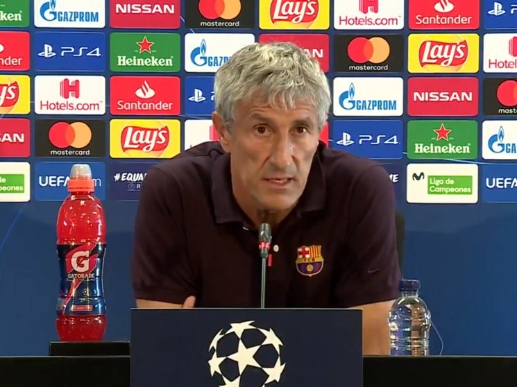 "La realidad es que no se me ha pasado por la cabeza la posibilidad de que este sea mi último partido, estoy tranquilo", dijo Setién previo al partido de vuelta de octavos de final de la Liga de Campeones contra el Nápoles. Imagen del Twitter de @FCBarcelona_es