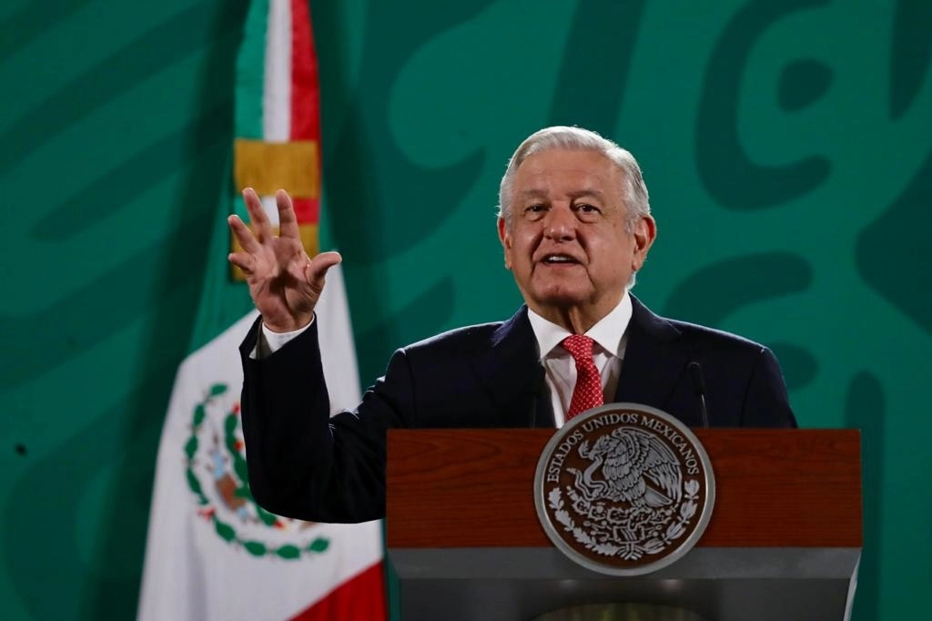 El presidente Andrés Manuel López Obrador durante su conferencia matutina en Palacio Nacional, en la Ciudad de México el 22 de junio de 2021. Foto Roberto García Ortiz