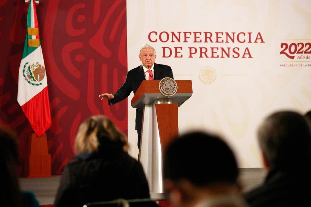 El presidente Andrés Manuel López Obrador durante la conferencia de prensa matutina en Palacio Nacional, el 1 de abril de 2022. Foto Yazmín Ortega Cortés