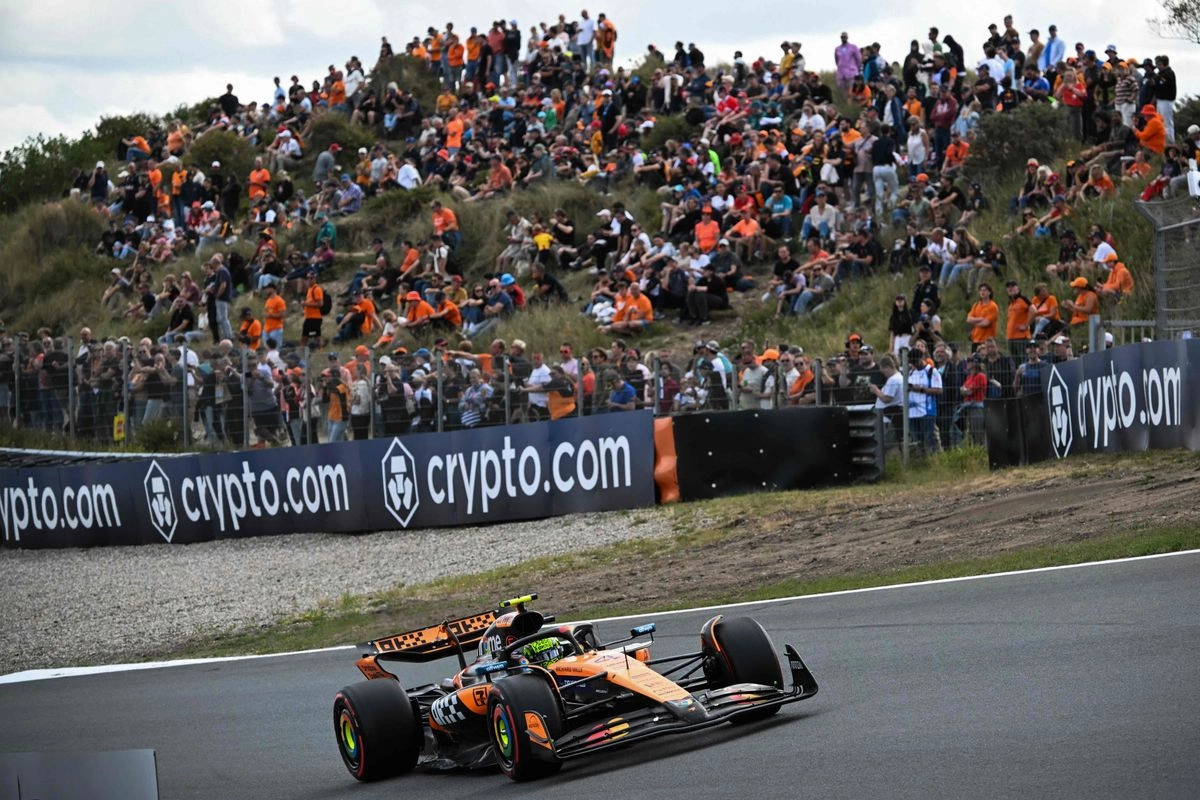 El británico Lando Norris, de McLaren, durante la primer sesión de prácticas de Fórmula 1 del Gran Premio de Países Bajos, el 29 de agosto de 2025. Foto 