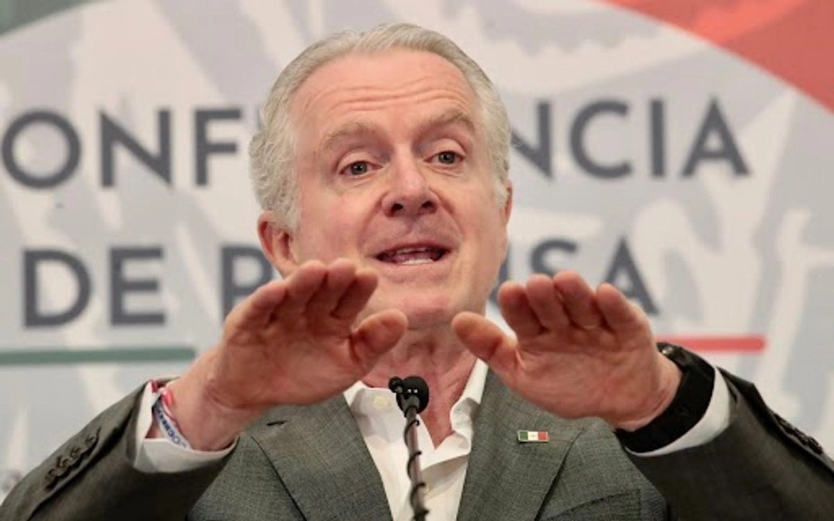 A los panistas aristócratas, como don Diego Fernández de Cevallos o don Santiago Creel Miranda (imagen), el color rojo de la sangre de la chusma no les agrada. 