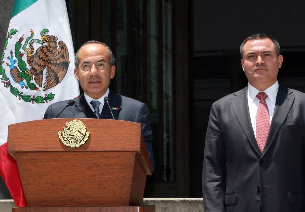 En 2008 todo era miel sobre hojuelas entre Felipe Calderón y García Luna. Foto ‘La Jornada’