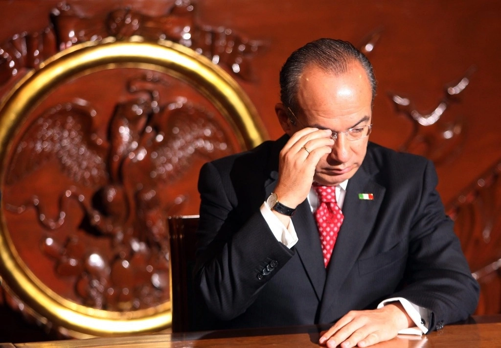 El ex presidente Felipe Calderón en Palacio Nacional en 2009, durante la ceremonia conmemorativa de las Leyes de Reforma.Foto La Jornada
