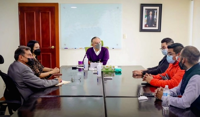 Reunión del Colegio de Notarios con el alcalde de Toluca. Foto @cnotariosedomex