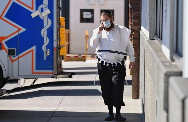 Afuera del Centro Médico Maimónides en Nueva York, EU. Foto Afp