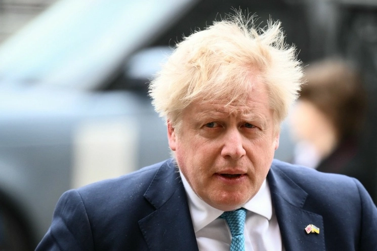 El ex primer ministro británico Boris Johnson fue remitido a la policía por la Oficina del Gabinete del gobierno por nuevas acusaciones de que infringió las normas de confinamiento durante la pandemia de covid-19. Foto Afp 