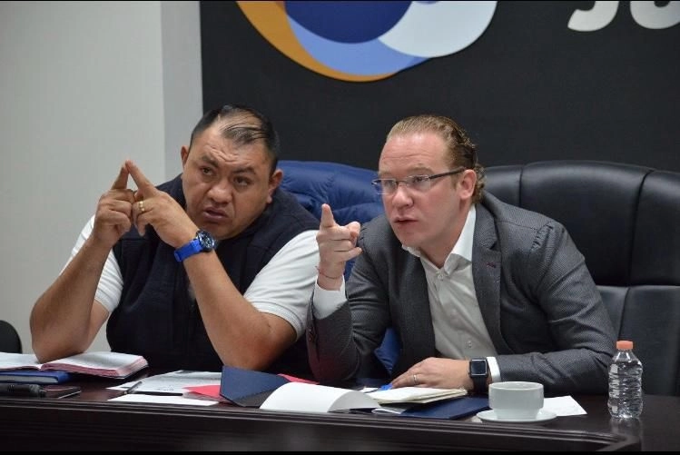 César Barrientos Deras, conocido como ‘Jefe Goliat’, ex coordinador de seguridad de la alcaldía Benito Juárez, es el jefe de propaganda del candidato panista Santiago Taboada, y está acusado de diversos delitos. Foto tomada de redes sociales 