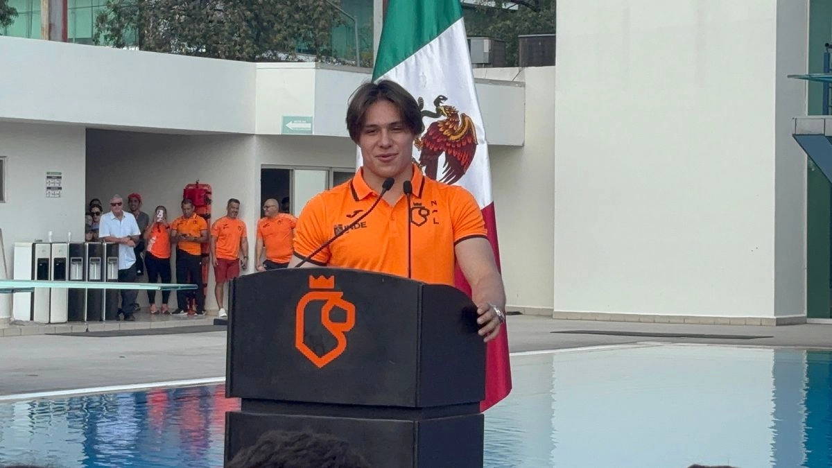 Olvera, originario de Ciudad de México, entrena desde hace cuatro años dentro de las instalaciones del CARE ubicado en el municipio de San Nicolás de los Garza, en donde se ha ido preparando para los certámenes más importantes del mundo. Foto 