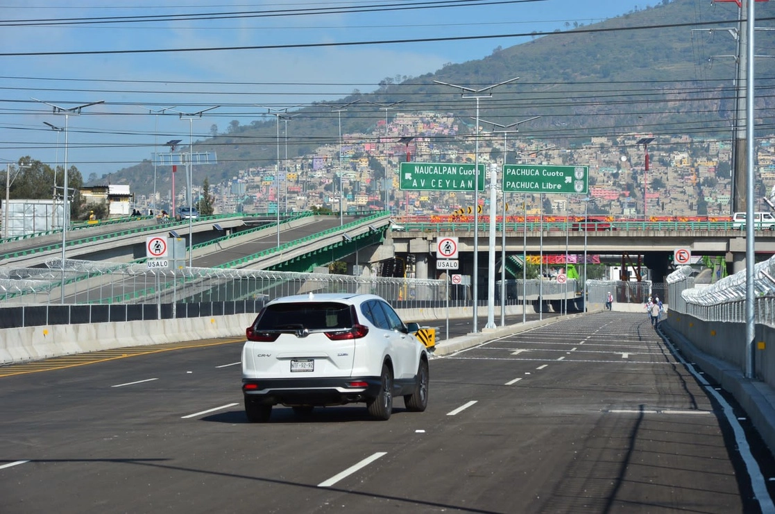 El nuevo tramo del libramiento mexiquense permitirá mayor movilidad entre Ecatepec y Tlanepantla. Foto La Jornada
