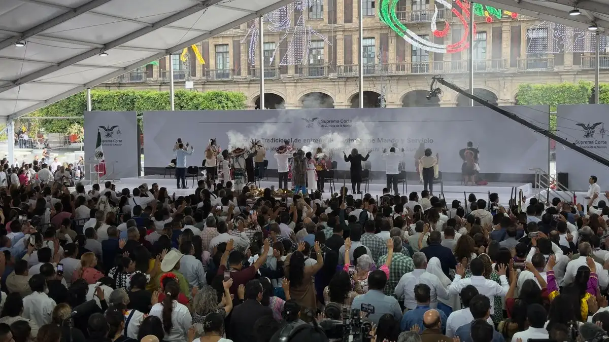 Ceremonia Tradicional de entrega de bastones de mando y servicio por parte de pueblos indígenas y afromexicanos a los nueve ministros electos de la Suprema Corte de Justicia de la Nación (SCJN).