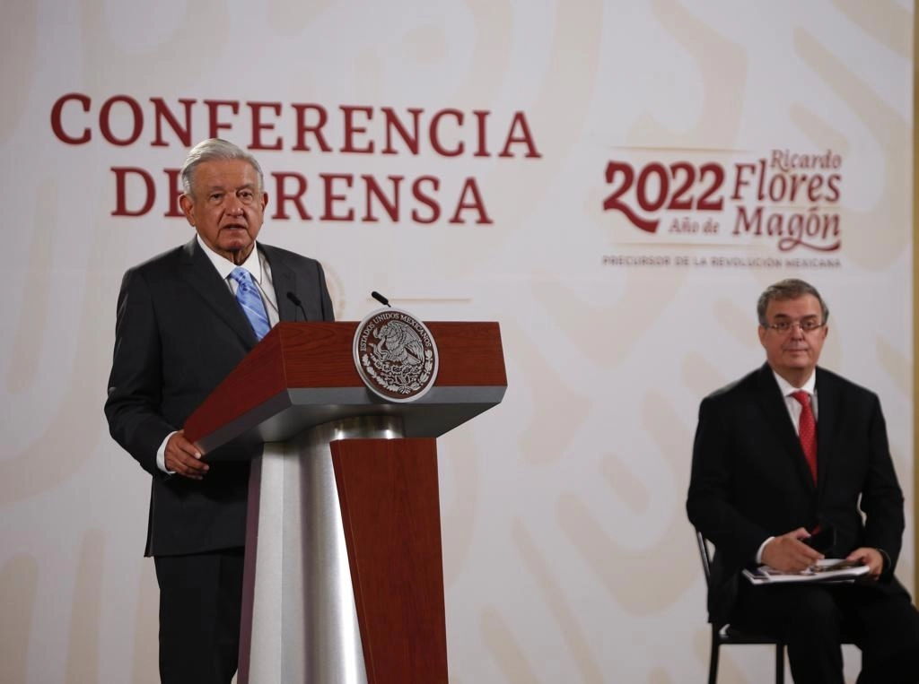 El presidente Andrés Manuel López Obrador, durante su conferencia de esta mañana en la que estuvo acompañado por el secretario de Relaciones Exteriores, Marcelo Ebrard. Foto Guillermo Sologuren 