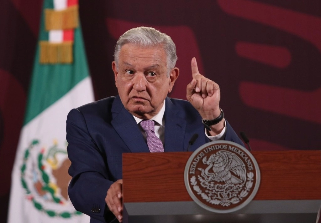 El presidente Andrés Manuel López Obrador durante su conferencia matutina en Palacio Nacional, el 11 de abril de 2024. Foto Cuartoscuro 