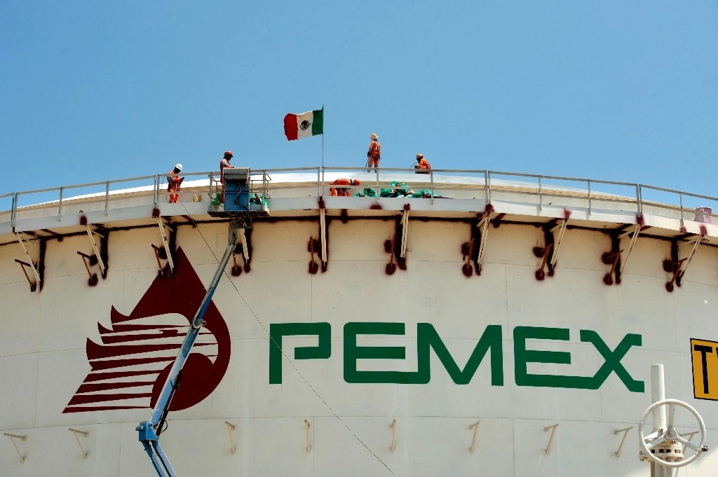 Casi todos los indicadores sobre desempeño de Pemex "muestran importantes mejoras", asegura Octavio Romero Oropeza. Foto Presidencia