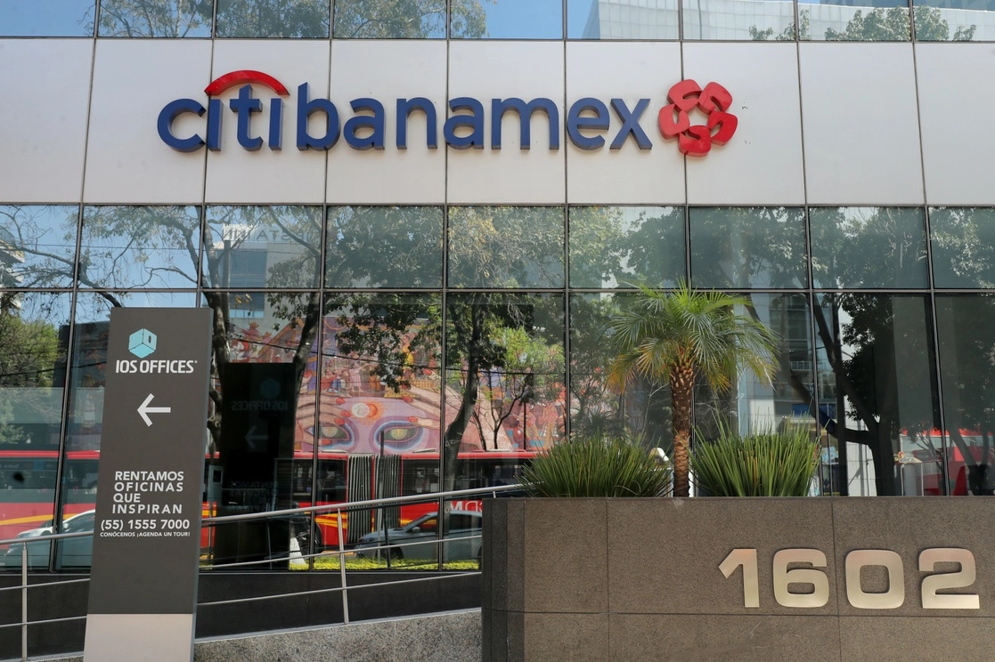 Imagen de la sucursal de Citibanamex, ubicada en la Av. Insurgentes Sur, en la Ciudad de México, el 12 de enero del 2022. Foto Roberto García Ortiz
