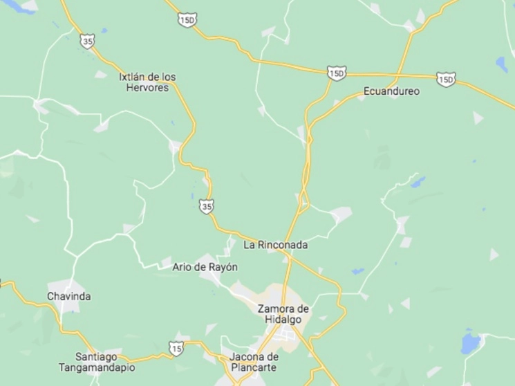 Un enfrentamiento entre militares y presuntos integrantes del ‘cartel Jalisco Nueva Generación’ dejó un saldo de ocho civiles muertos. La refriega ocurrió en la brecha que comunica las poblaciones de Ixtlán de los Hervores y Ecuandureo. Imagen tomada de Google Maps