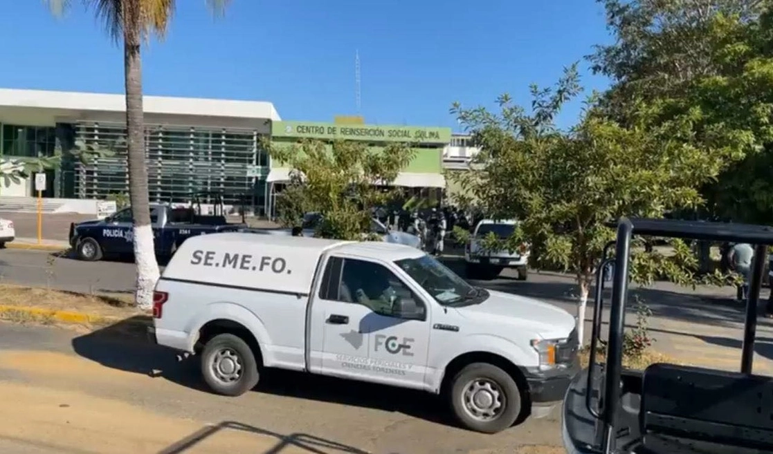 Instalaciones del Cereso de Colima, luego del enfrentamiento entre bandas rivales. Foto Juan C. Flores