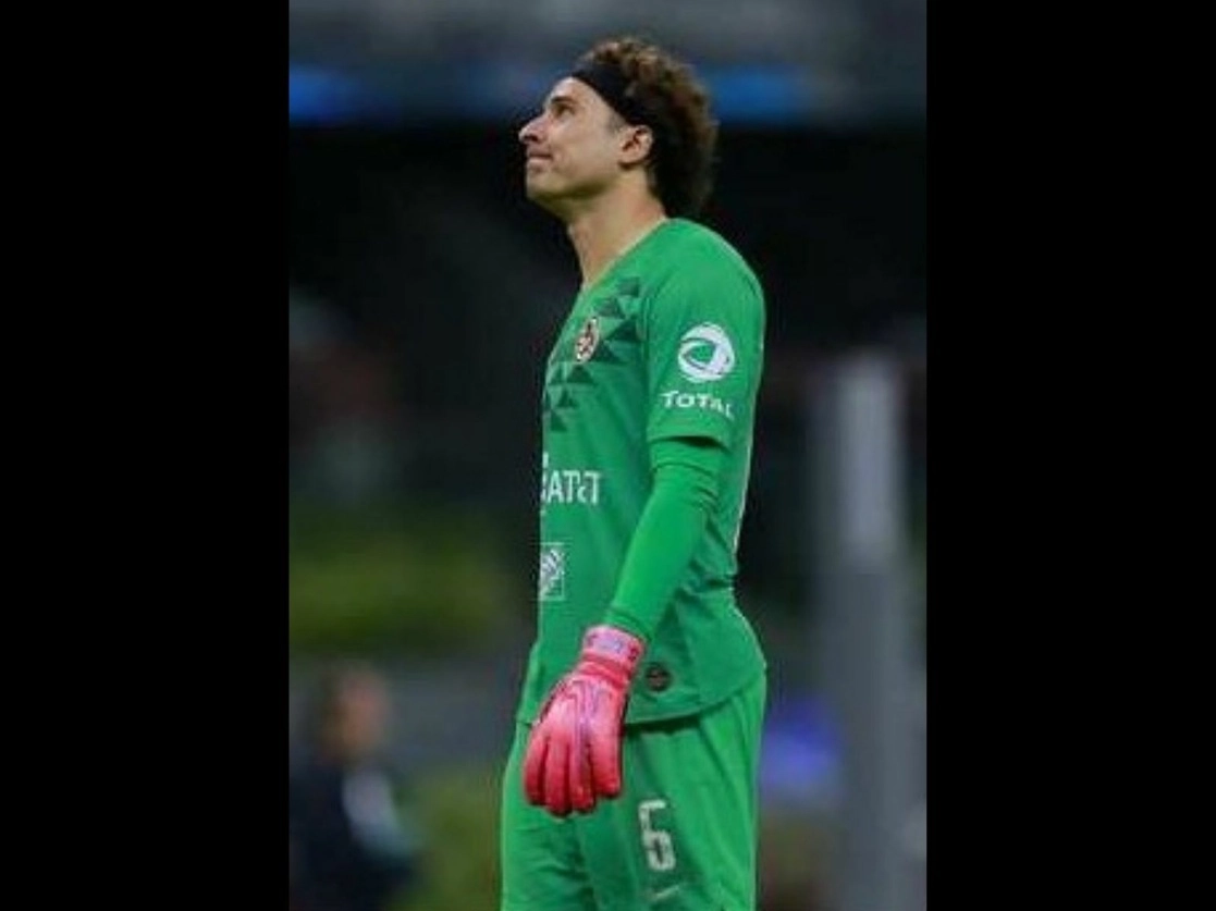 El portero del América no pudo disputar el encuentro frente a Cruz Azul. El técnico Herrera culpó de su baja a los microciclos de Martino. Foto Jam Media / Archivo