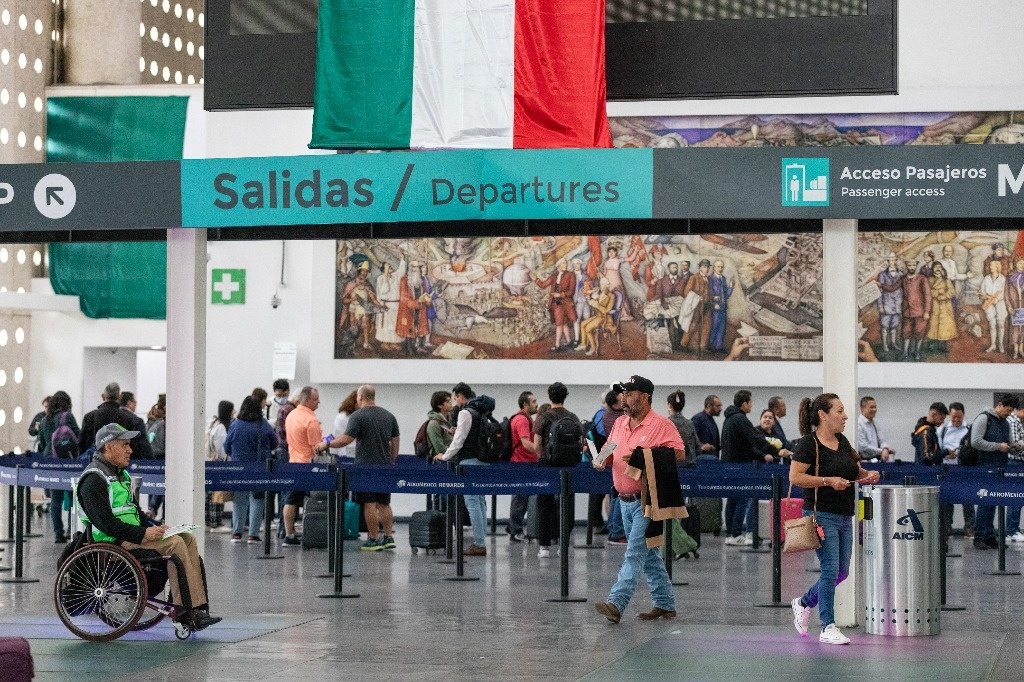 La Jornada - Octubre, el punto más alto en ocupación de vuelos  internacionales a México