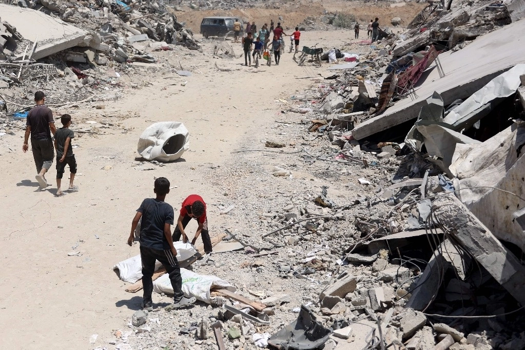 Destrucción en la ciudad de Shujaiya, luego de un operativo israelí  de dos semanas. Foto Afp