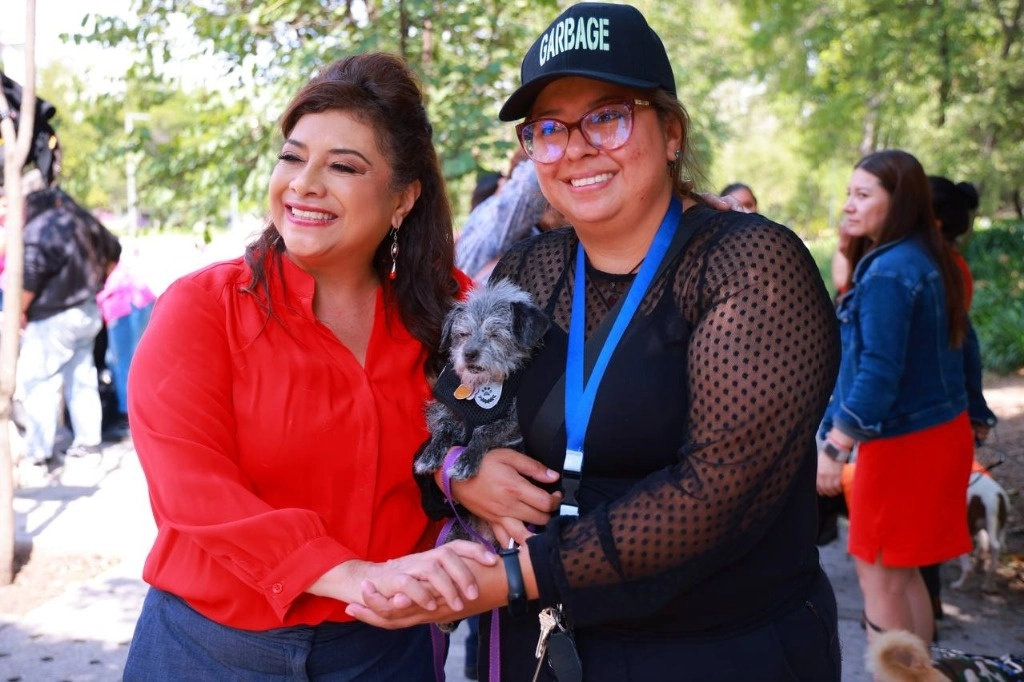 Clara Brugada ofreció trabajar una agenda en la CDMX en defensa de los derechos animales. Foto @ClaraBrugadaM