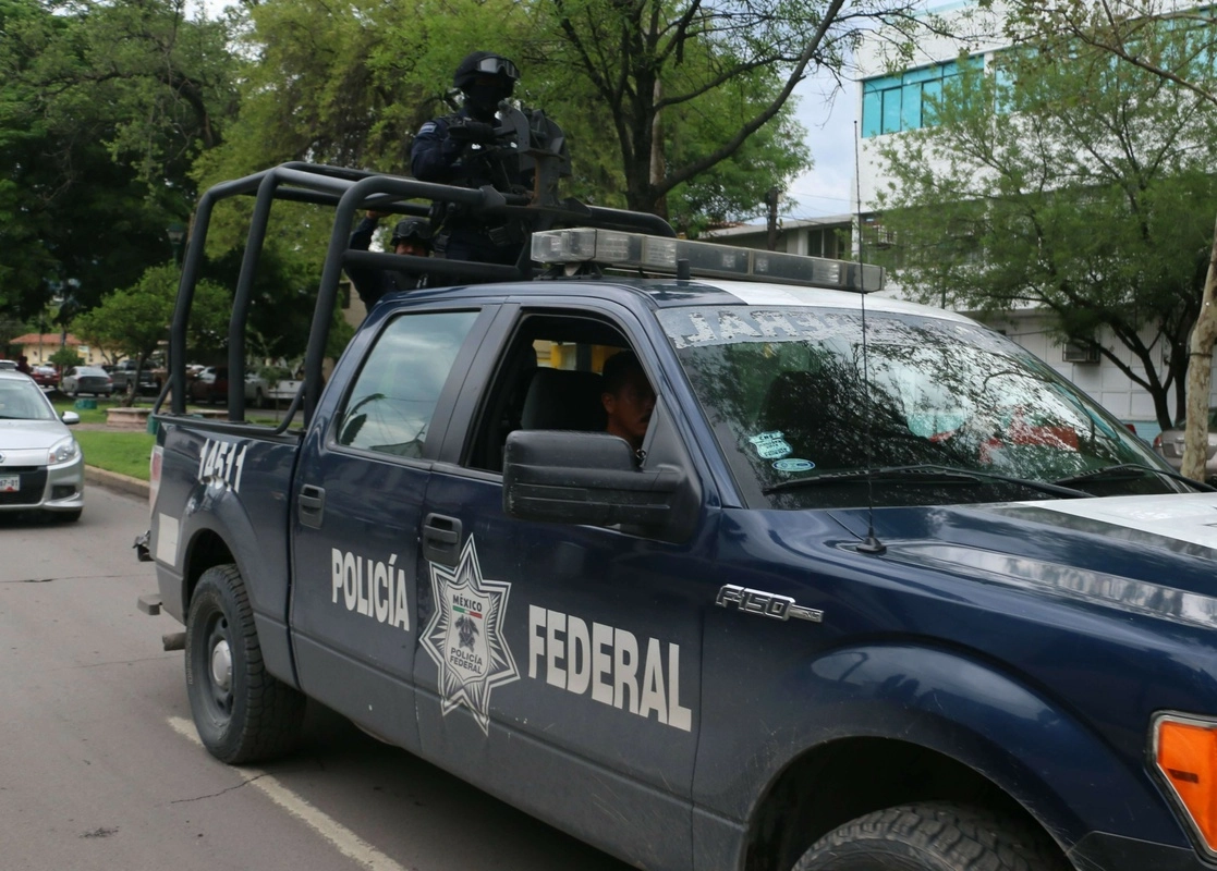 Elementos de la policía realizan un patrullaje por la ciudad de Matamoros, Tamaulipas. Foto Cuartoscuro / Archivo