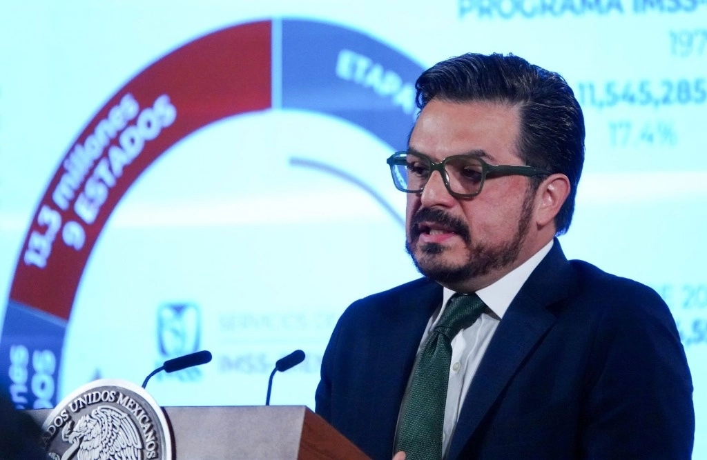 El director general del IMSS, Zoé Robledo, durante la conferencia matutina en la que se abordó el tema del programa IMSS-Bienestar, el 9 de abril de 2024. Foto Cuartoscuro 